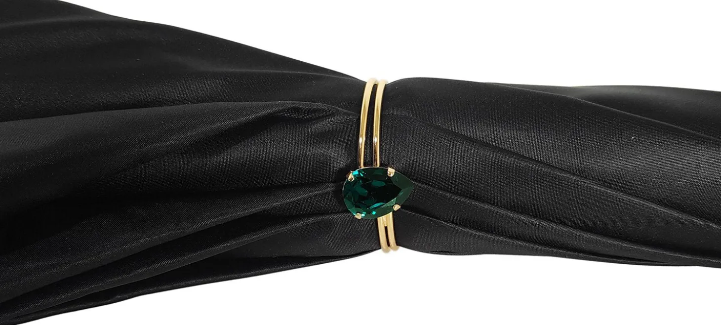 Beautiful Double Canopy Umbrella in a Luxurious Green Colored Polyeste