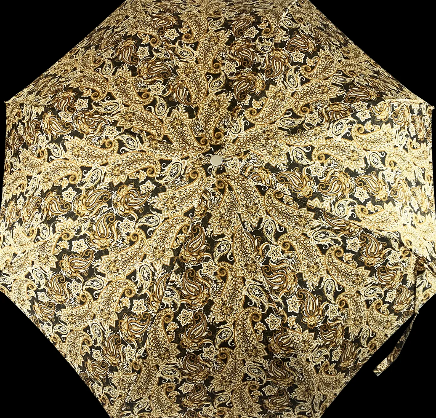 Cream paisley design with yellow stone