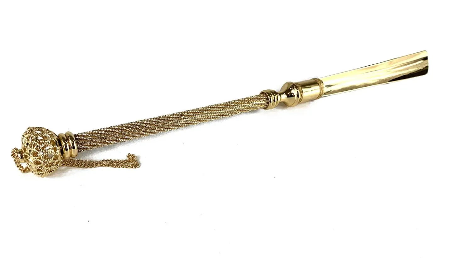 Elegant Shoehorn Encrusted with thousands of crystals