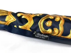 Exclusive handle with 24K golden scorpion and embellished with sapphir