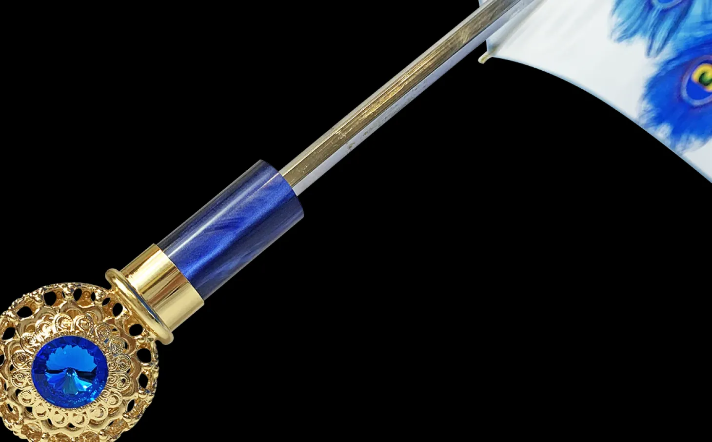 Exclusive peacock design with Sapphire crystals