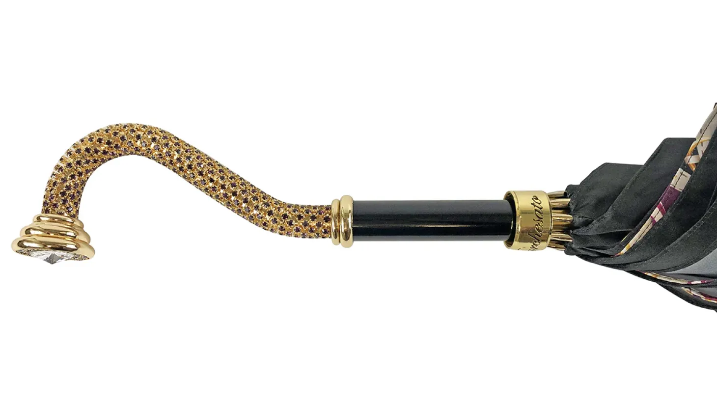 Exclusive Plume design