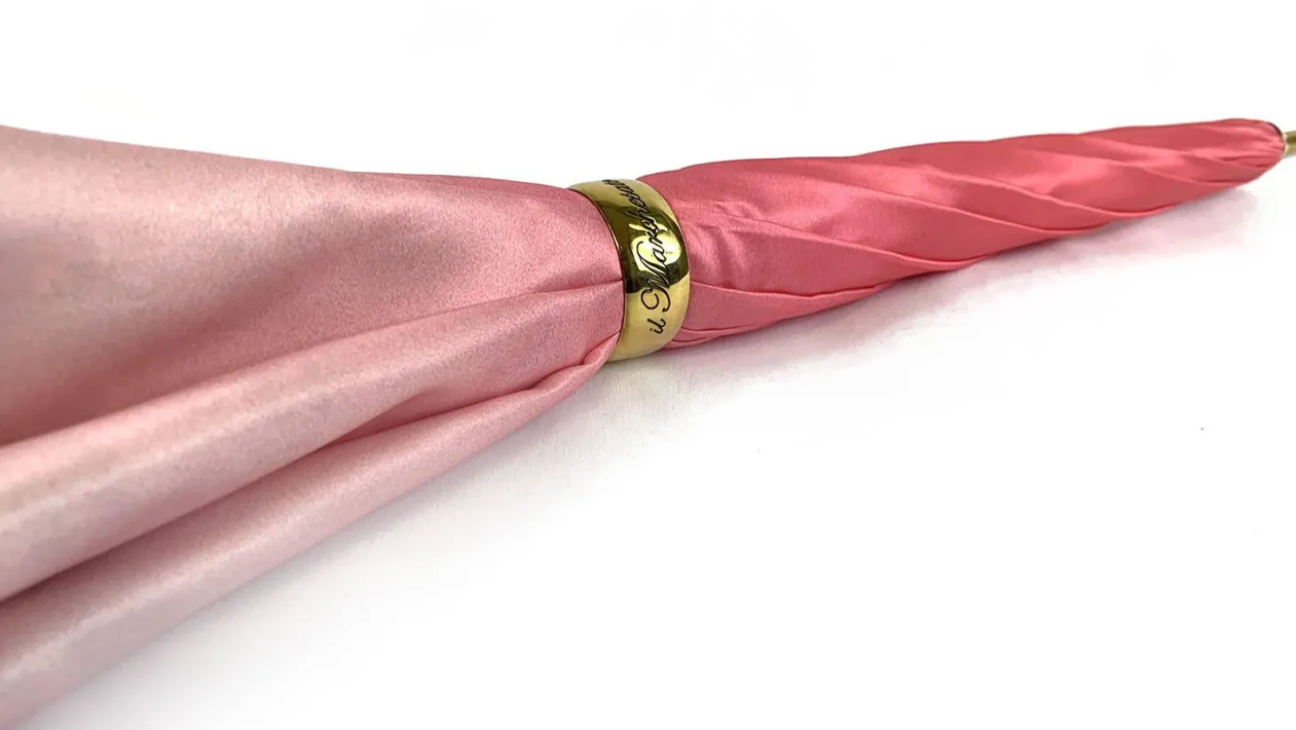 Fantastic light pink umbrella with Special flowered handle