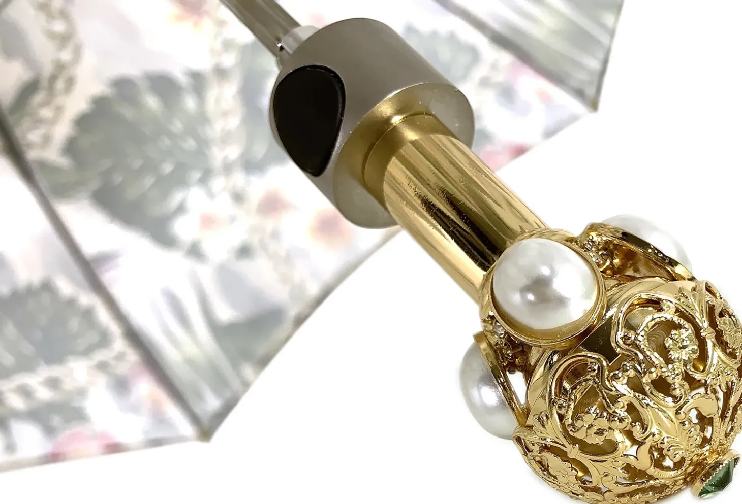 Il Marchesato Flower and Chain Umbrella
