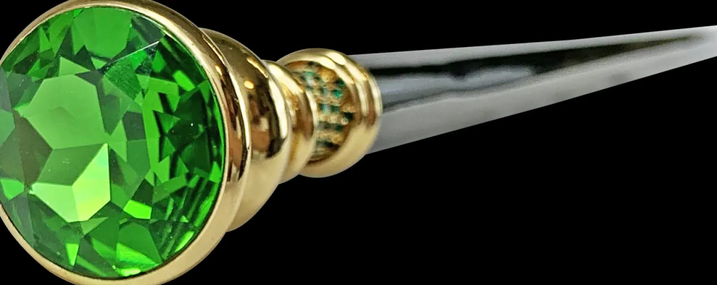 Milord Cane with big emerald crystal