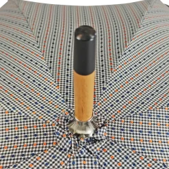 Umbrella with handle in peeled chestnut